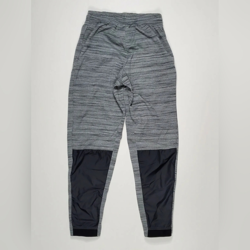 Nike Size M Therma Winterized Showtime Jogger Pants - Picture 9 of 12